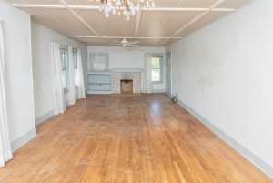 2309 Houston St (7)