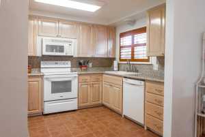 902 Ave D (9)