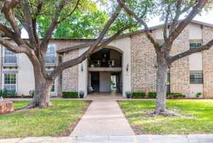 902 W Ave D (2)