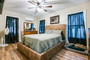 2414 Chestnut St (15)