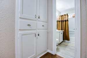 2414 Chestnut St (16)