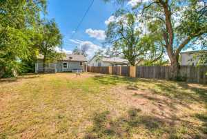 2414 Chestnut St (5)