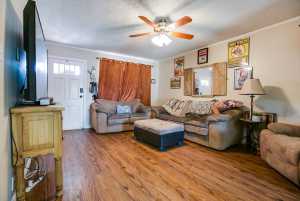 2414 Chestnut St (8)