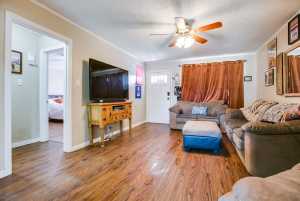 2414 Chestnut St (9)