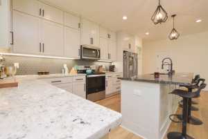 213 S Buchanan St (5)