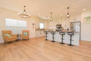 213 S Buchanan St (6)