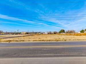 2215 Martin Luther King St (2)