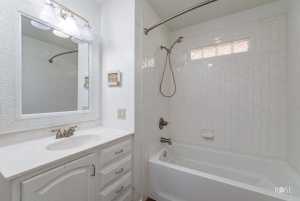 2218 Joy Rd (18)
