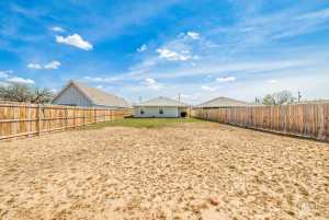 802 W 19th St (28)