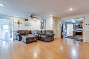 322 S Madison St (10)