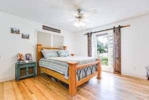 322 S Madison St (13)