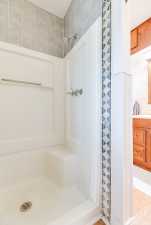 322 S Madison St (27)
