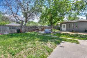 322 S Madison St (16)