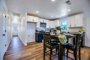 702 W Ave Z (13)