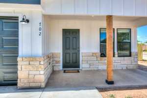 702 W Ave Z (5)