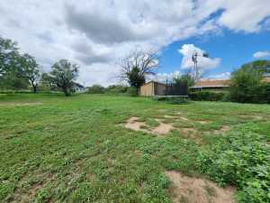 111 W Duncan Ave (17)