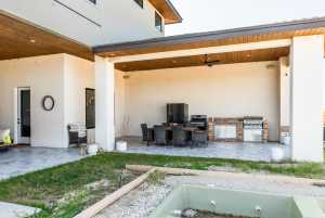 1741 Overhill Dr (44)