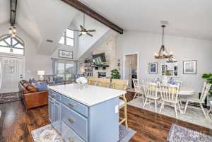 8483 Lynx Lane (8)