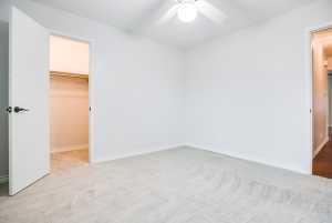 5829 Davenport Dr (28)