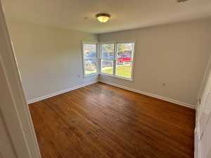 2540 W Harris Ave (7)