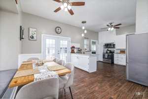 1022 N Jefferson St (33)