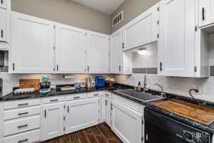 1022 N Jefferson St (36)