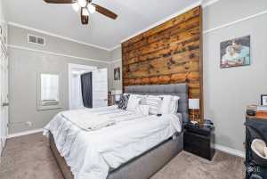 1022 N Jefferson St (37)