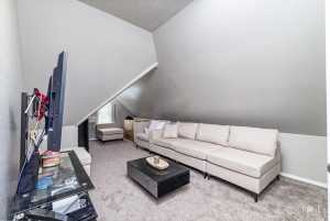 1022 N Jefferson St (6)