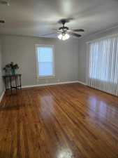 1313 S Van Buren St (3)