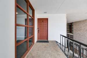 220-K W Twohig Ave (11)