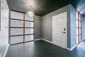 220-K W Twohig Ave (13)