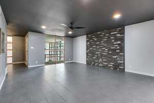 220-K W Twohig Ave (18)