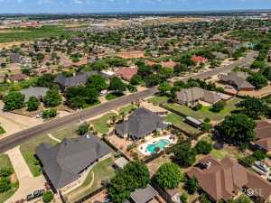 1113 Ashford Dr (34)
