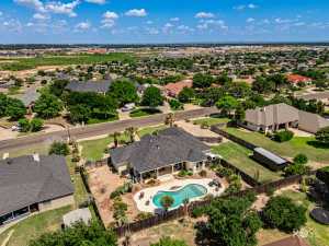 1113 Ashford Dr (37)