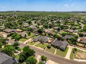 1113 Ashford Dr (42)