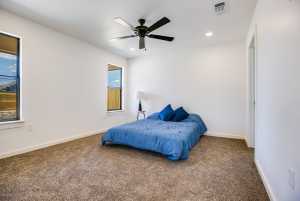 706 W Ave Z (24)