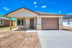 706 W Ave Z (3)