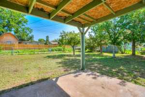 1140 E 24th St (23)