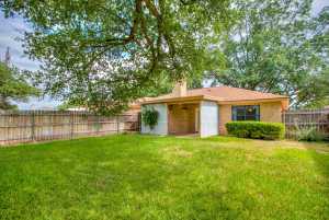 3218 Cedarhill Dr (32)