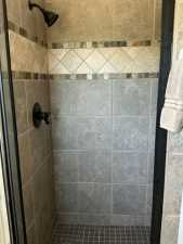 604 McCarver Dr (36)