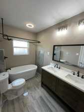 222 N Madison St (34)