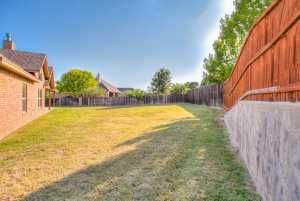 1009 Ashford Dr (36)