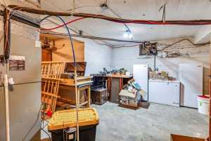 205 Broadway St (28)