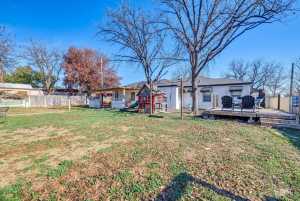 205 Broadway St (33)