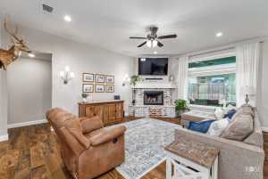 5925 Tarin St (10)