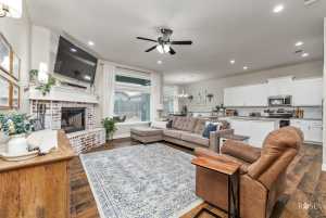 5925 Tarin St (9)