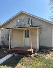 8381 Petunia Ave (3)