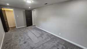 2514 S Hill St (11)