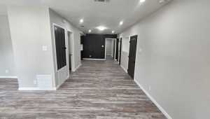2514 S Hill St (3)