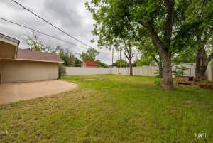 2709 Oxford Ave (28)